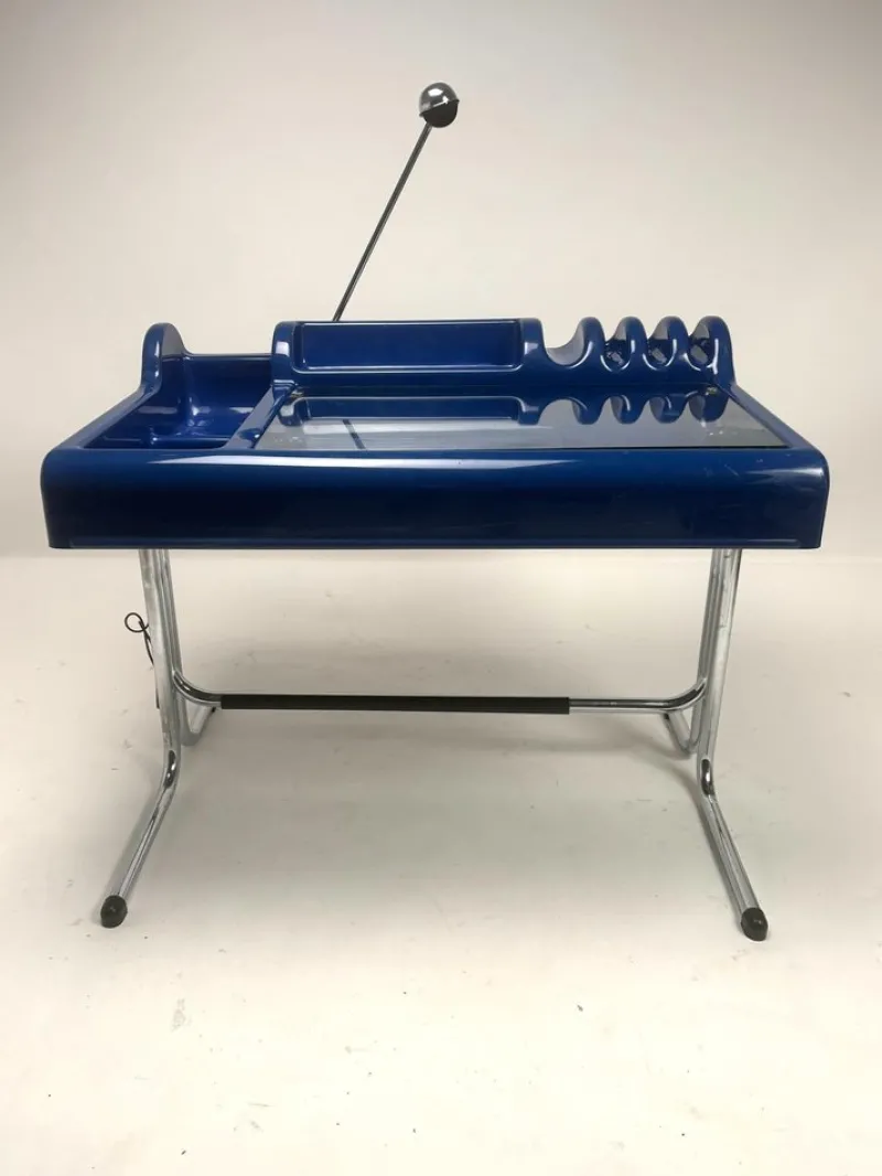Outlet Pamono Blue Plastic Orix Desk by Parigi and Prina for Molteni, Italy, 1970s