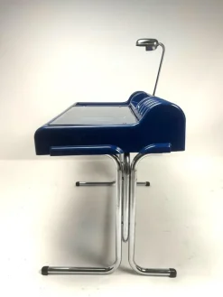 Outlet Pamono Blue Plastic Orix Desk by Parigi and Prina for Molteni, Italy, 1970s