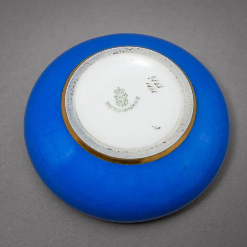 Hot Pamono Blue Porcelain Lidded Box, 1890s