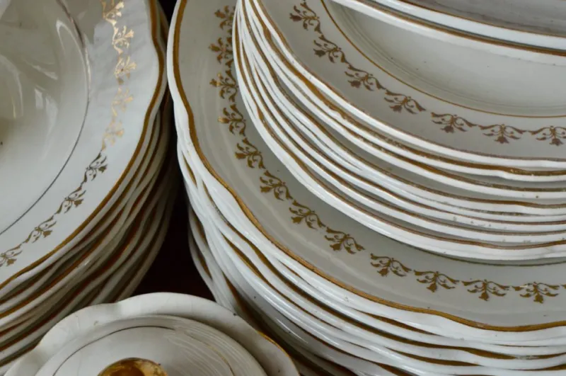 Pamono Bohemian Claire Dinner Service in Faïence from Sarreguemines France, Set of 43> Dinner Plates & Bowls