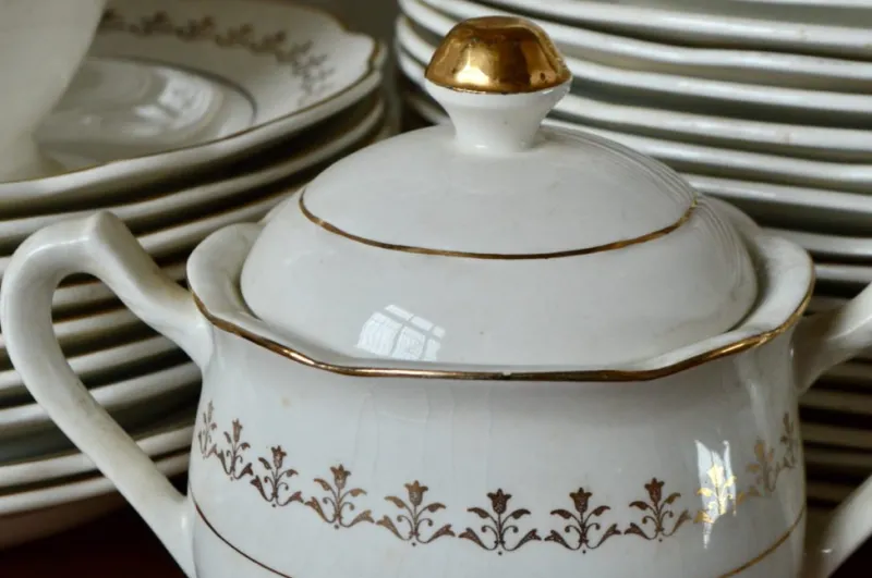 Pamono Bohemian Claire Dinner Service in Faïence from Sarreguemines France, Set of 43> Dinner Plates & Bowls