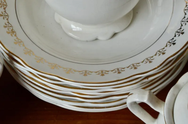 Pamono Bohemian Claire Dinner Service in Faïence from Sarreguemines France, Set of 43> Dinner Plates & Bowls