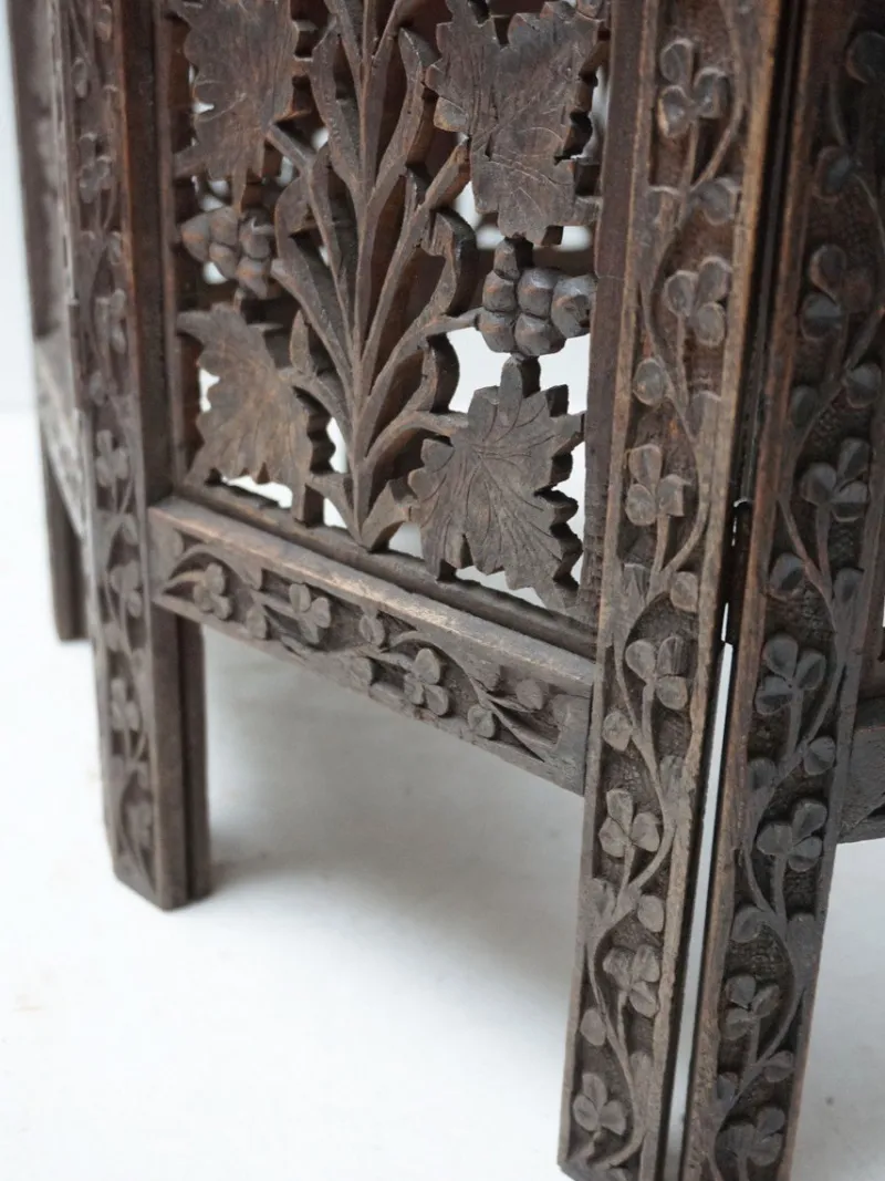 Pamono Bohemian Eastern Anglo-Indian Hand Carved Wooden Octagonal Side Table, 1900s> Coffee & Side Tables