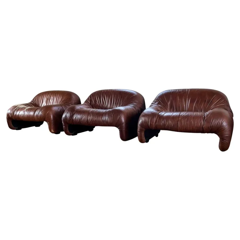 Pamono Bonanza Armchairs in Brown Leather by Tobia & Afra Scarpa for C & B Italia, 1970s, Set of 3> Living Room Sets