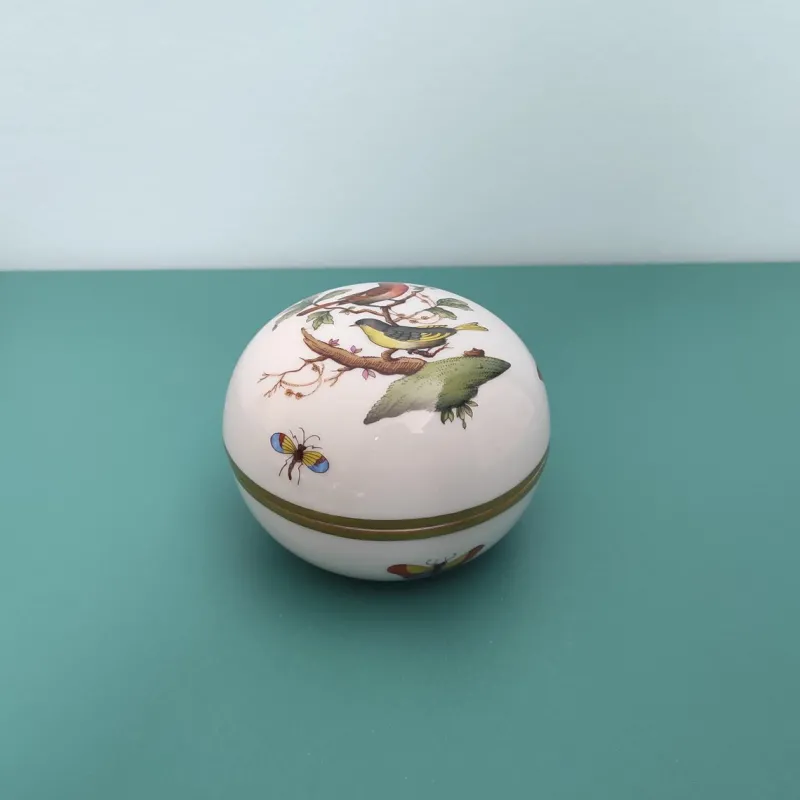 Best Pamono Bonbonniere with Handpainted Herend Rothschild Pattern, 1970s