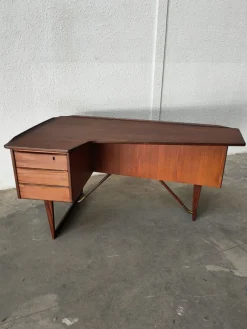 Hot Pamono Boomerang Desk by Peter Lovig
