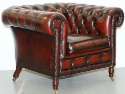 New Pamono Bordeaux Leather Chesterfield Club Sofa & Armchairs on Turned Legs, Set of 3