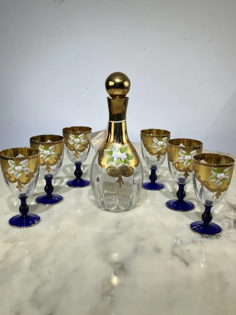 Pamono Bottle and Glasses in Hand-Painted Murano Glass & 24kt Gold, Italy, 1970s, Set of 7> Glassware