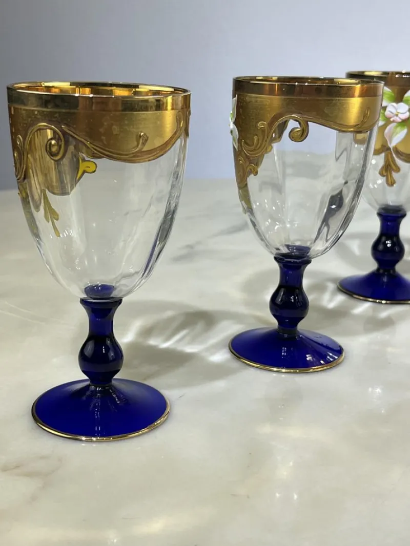 Pamono Bottle and Glasses in Hand-Painted Murano Glass & 24kt Gold, Italy, 1970s, Set of 7> Glassware