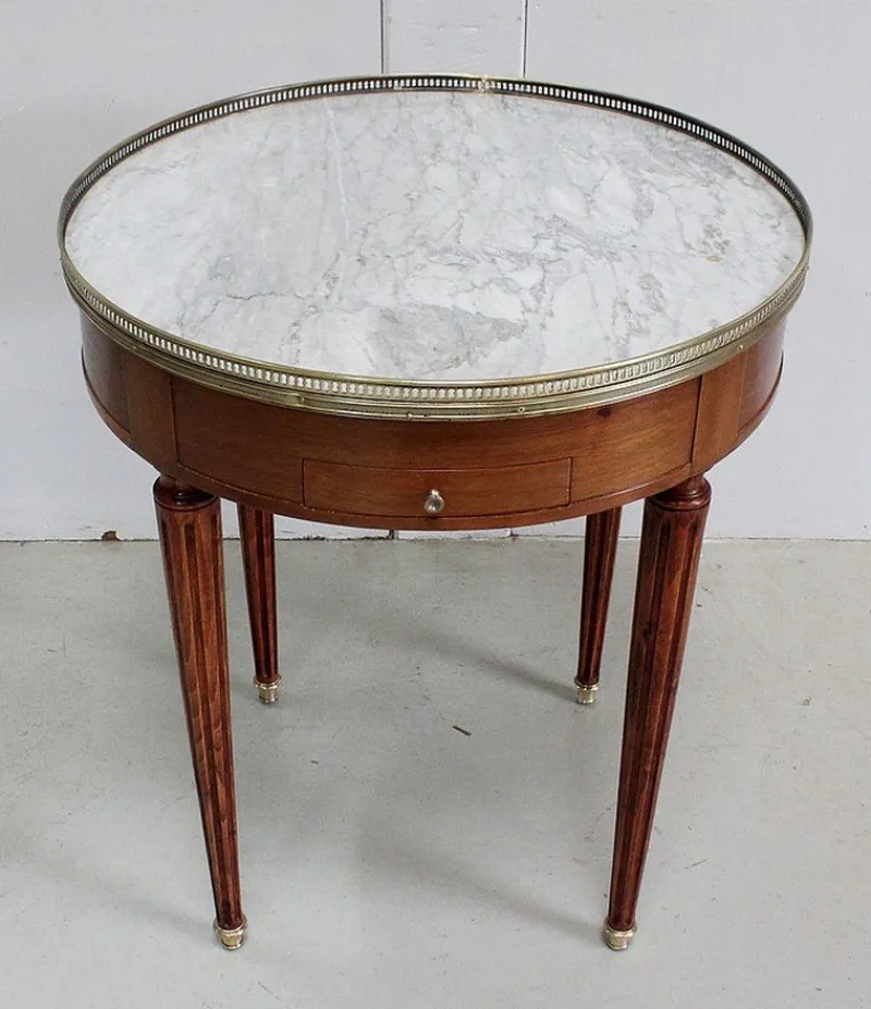 Pamono Bouillotte Table in Mahogany in the Style of Louis XVI, Early 20th Century> Console Tables