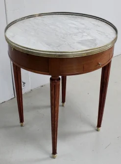 Pamono Bouillotte Table in Mahogany in the Style of Louis XVI, Early 20th Century> Console Tables