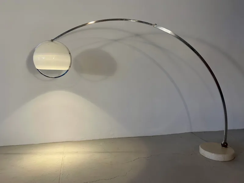 Pamono Bow Lamp from Guzzini, 1970s> Floor Lamps