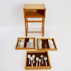 Pamono Box Set with Pyramid Cutlery Set by James Krenov for Georg Jensen, Set of 64> Cutlery & Serving Utensils