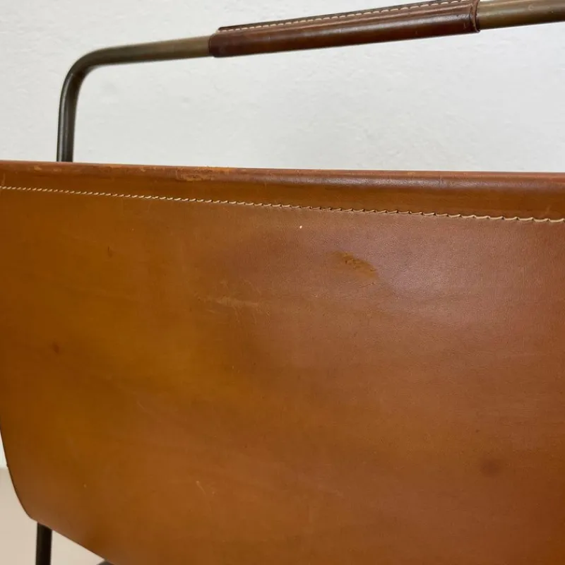 Pamono Brass and Brown Leather Magazine Holder attributed to Carl Auböck, Austria, 1950s> Magazine Racks