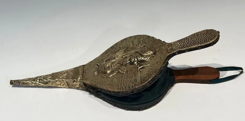 Pamono Brass Chimney Bellows with Woman Motif, 1890s> Fireplaces And Mantels