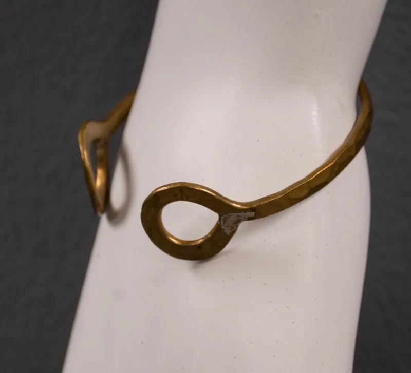 Pamono Brass Cuff Bracelet with Circles, 1980s> Bracelets