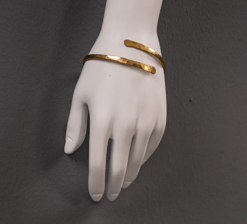 Pamono Brass Cuff Bracelet with Circles, 1980s> Bracelets