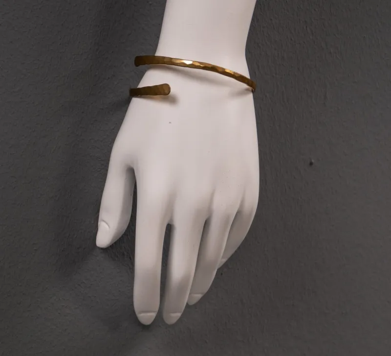 Pamono Brass Cuff Bracelet with Circles, 1980s> Bracelets