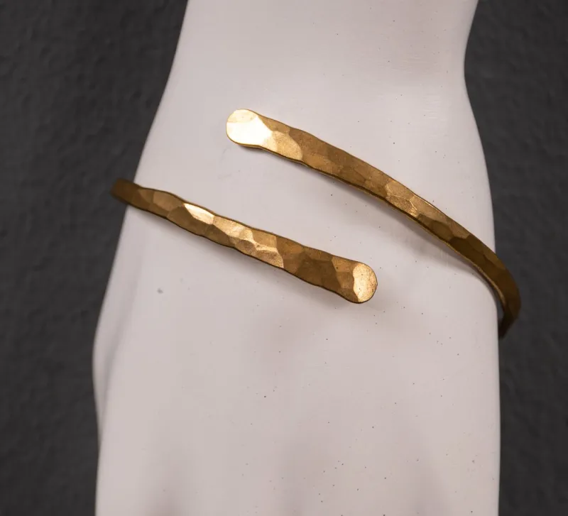Pamono Brass Cuff Bracelet with Circles, 1980s> Bracelets