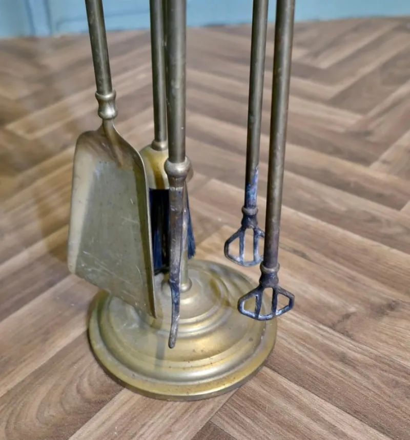 Pamono Brass Fireside Fireside Tools with Ducks, 1920s, Set of 5> Fireplaces And Mantels