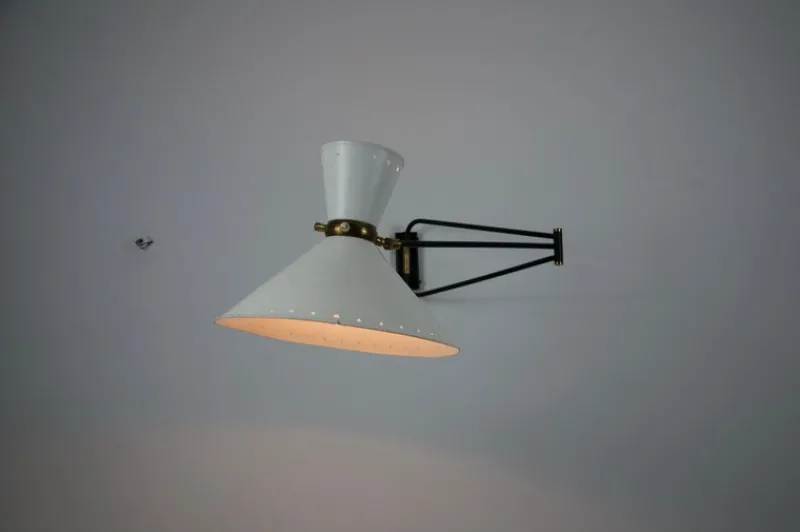 Pamono Brass Wall Lamp by Rene Mathieu for Maison Lunel, 1960s> Wall Lights & Sconces