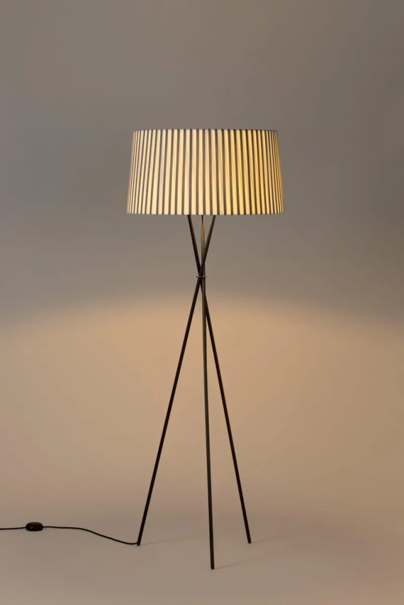 Pamono Bretona Tripod G5 Floor Lamp by Santa & Cole> Floor Lamps