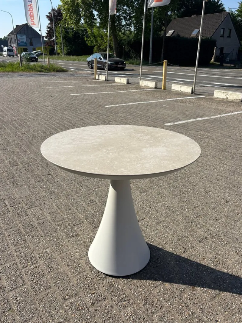 Pamono Bristol Fano Garden Table> Garden Tables