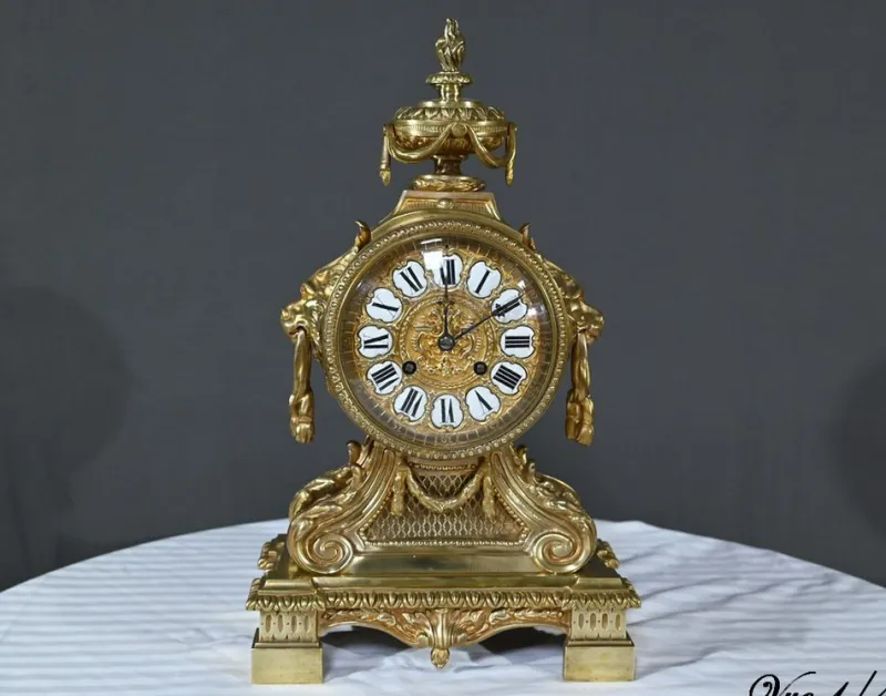 Hot Pamono Bronze Clock by G.Philippe for Palais Royal, 1870s