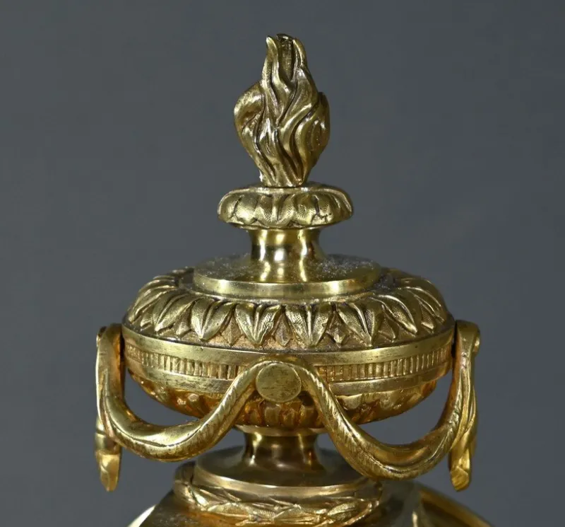 Hot Pamono Bronze Clock by G.Philippe for Palais Royal, 1870s