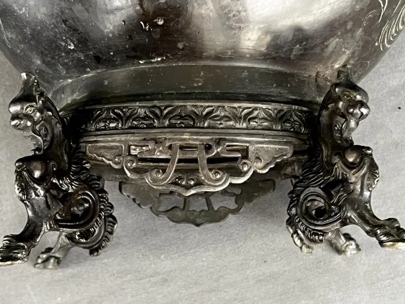Pamono Bronze Flower Pot, Japan, 1890s> Planters And Jardiniere