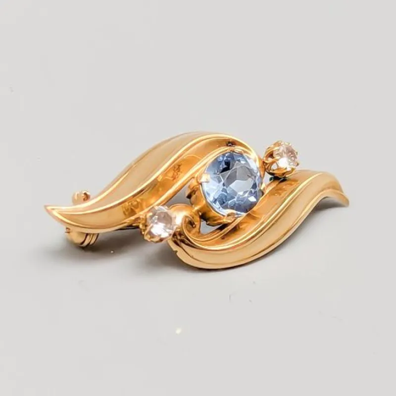 Pamono Brooch in Gold with Spinels> Brooches