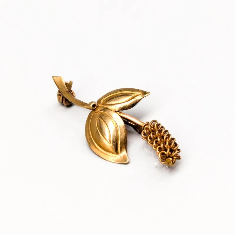 Pamono Brooch in 18k Gold> Brooches