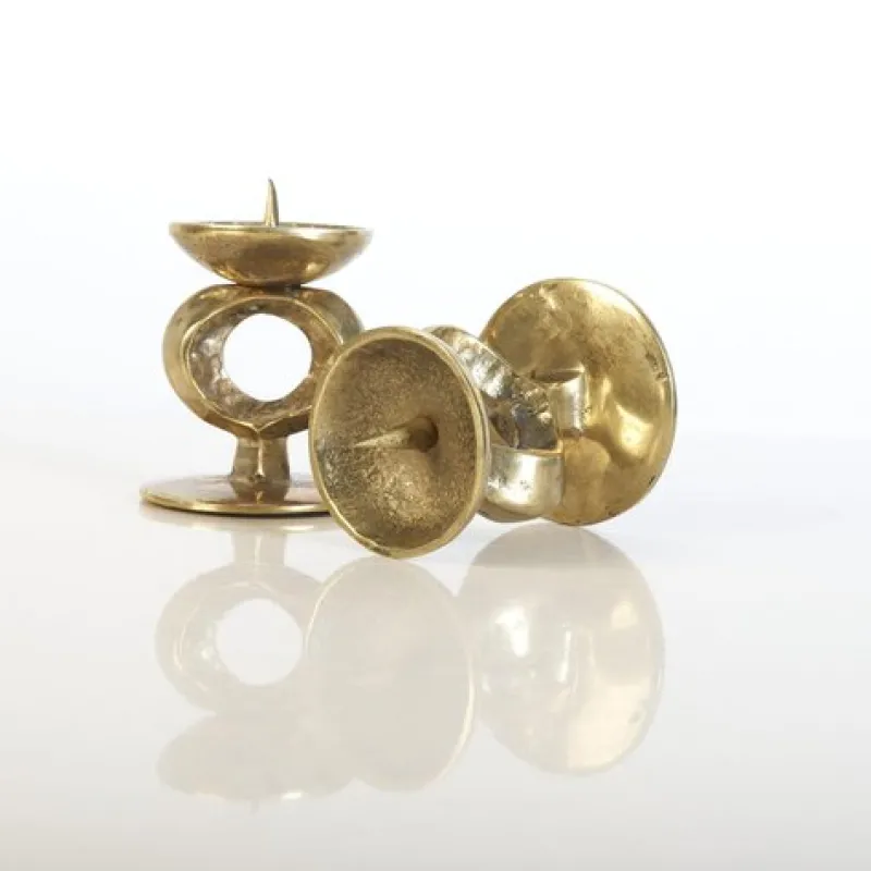 Pamono Brutalist Brass Candlesticks, Set of 2> Candleholders
