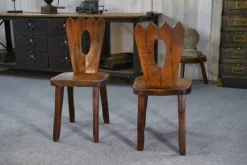 Pamono Brutalist Chairs in Elm from Aranjou, 1960s, Set of 2><noscript><img width=