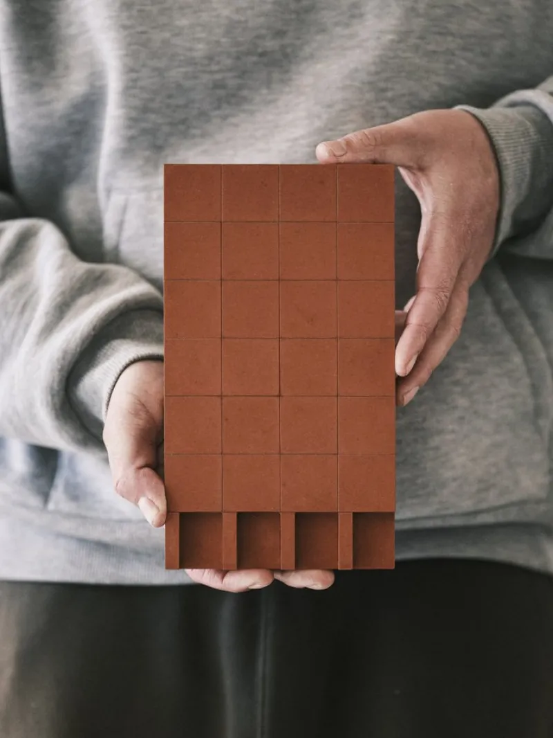 Pamono Brutalist Concrete Wall Art in Burnt Orange by Tom's Factory> Minimalist|Mid-Century