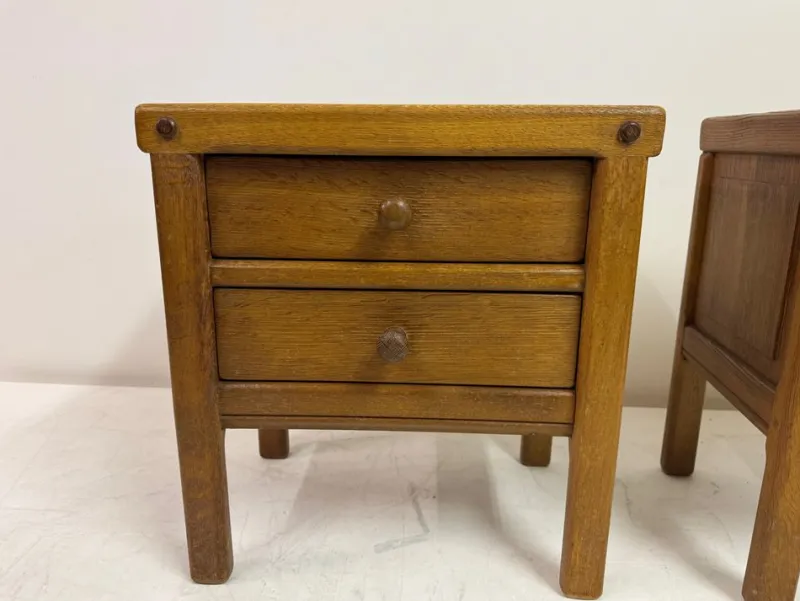 Pamono Brutalist Oak Bedside Tables, 1960s, Set of 2> Nightstands