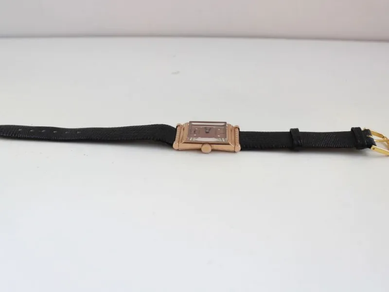 Pamono Bulova Square Watch, 1941> Necklaces