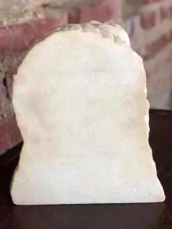 Online Pamono Bust of Putto or Little Girl in White Carrara Marble, 1940s