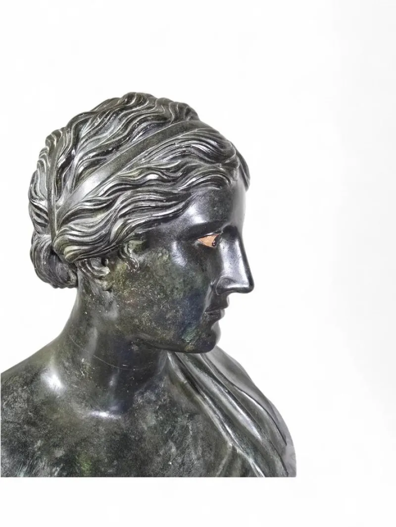 Pamono Bust of the Greek Poetess Sappho, 1860, Bronze> Sculpture