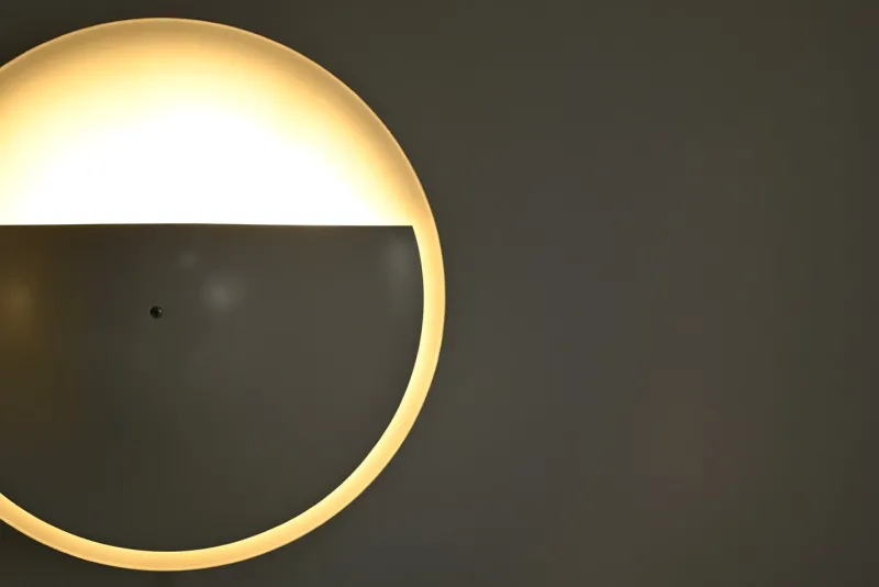 Pamono C-1558 Disc Wall Lamps from Raak, The Netherlands, 1980s, Set of 2> Wall Lights & Sconces