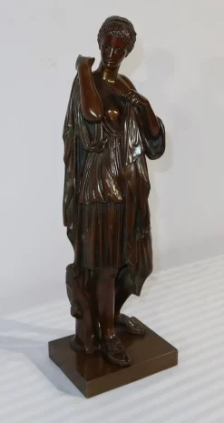 Clearance Pamono C. Sauvage after Praxitèle, Diane de Gabies, Early 1800s, Bronze