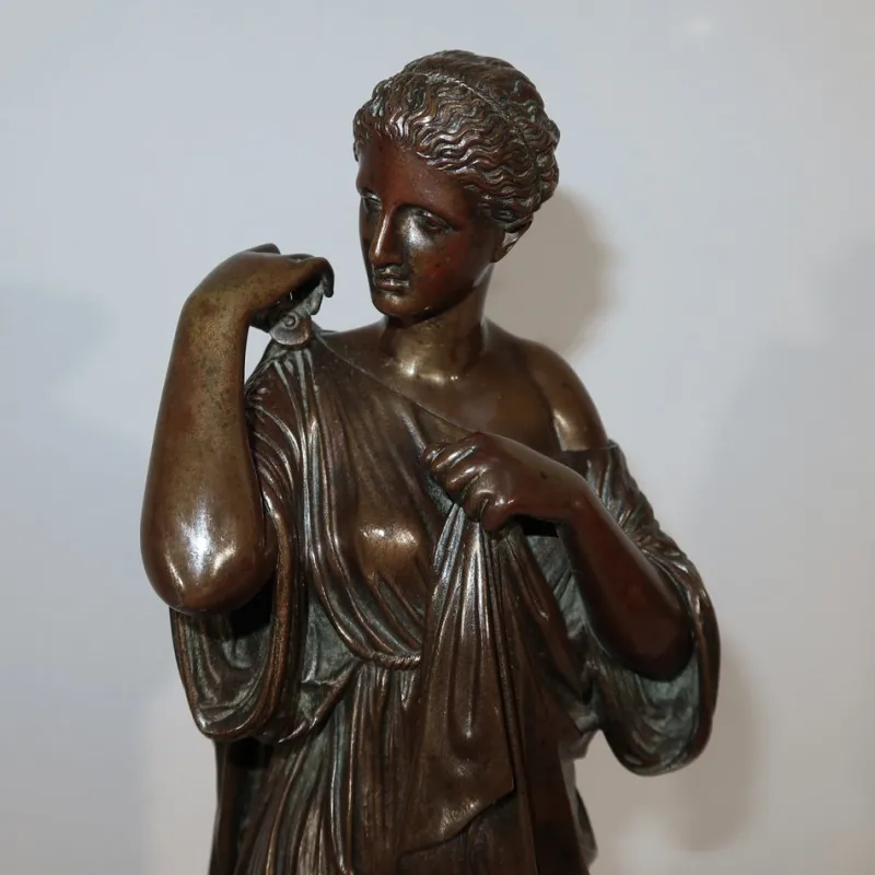 Clearance Pamono C. Sauvage after Praxitèle, Diane de Gabies, Early 1800s, Bronze