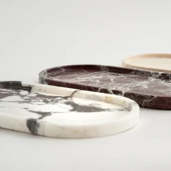 Pamono Calacatta Marble Oval Tray from Kiwano Concept><noscript><img width=