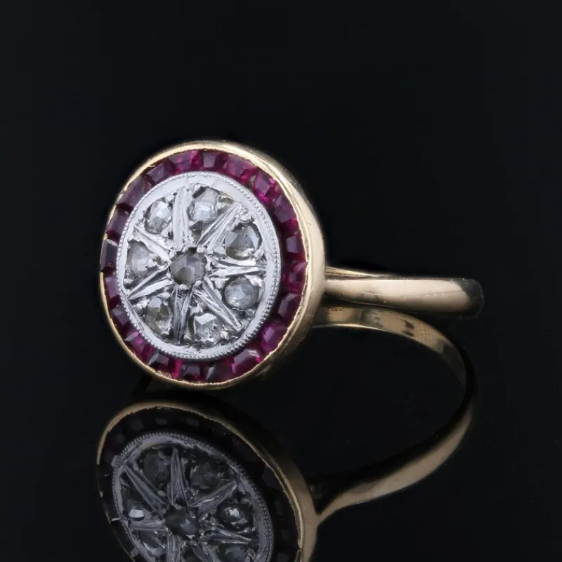 Pamono Calibrated Red Gems Diamonds 18 Karat Yellow Gold Round Ring, 1920s> Rings