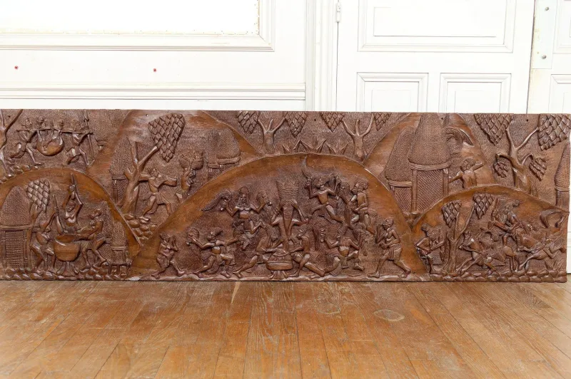 New Pamono Cameroonian Bamoun Artist, Carved Monoxyle Bas-Relief Panel, 1960s, Wood