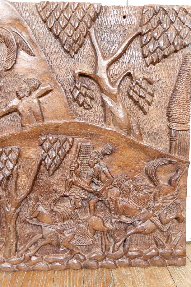 New Pamono Cameroonian Bamoun Artist, Carved Monoxyle Bas-Relief Panel, 1960s, Wood