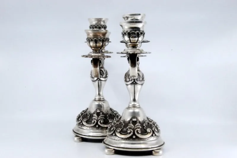 Pamono Candleholders in Relief Silver with Shells, Set of 2> Candleholders