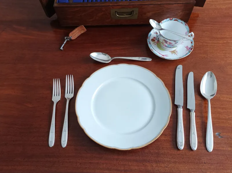 Sale Pamono Canteen of Cutlery from Community, 1890s, Set of 96