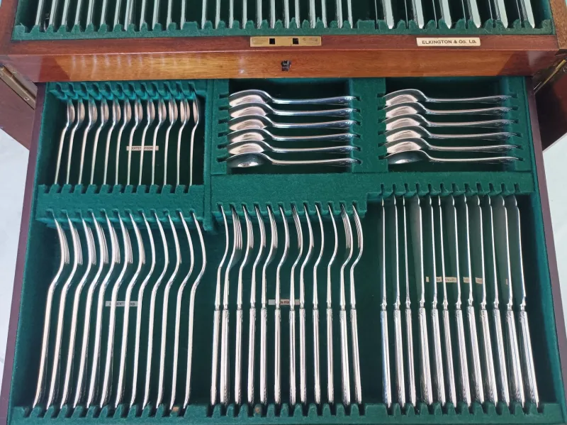 Pamono Canteen of Cutlery from Elkington & Co, 1925, Set of 178> Cutlery & Serving Utensils