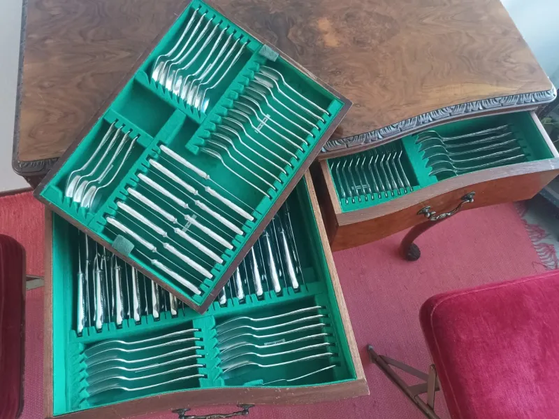 Pamono Canteen of Cutlery from Webber & Hill, 1930s, Set of 157